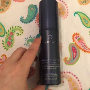 Monat restore leave in conditioner